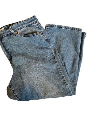 EUC Nine West Chrystie Capris Size:  16